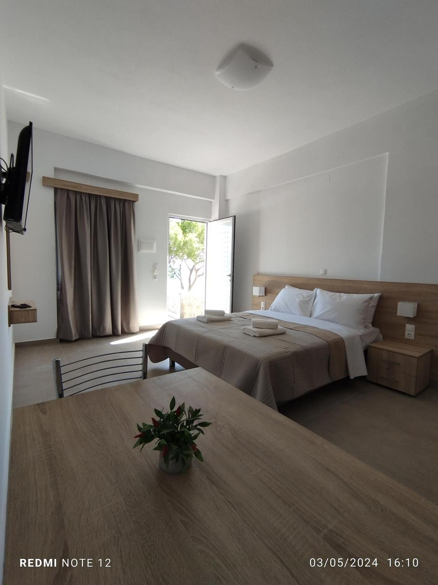 Votsalo Studios & Apartment Frangokastello Eksteriør billede